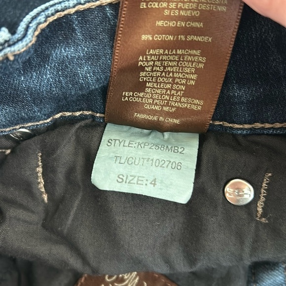 Kut from the Kloth low rise flare leg zip closure blue jeans size 4 - Picture 16 of 16